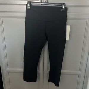 Lululemon Black Crop